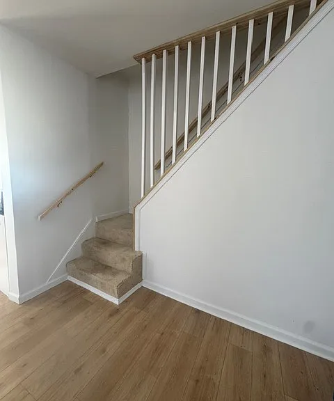 135-137 Fairground Ave — Photo 6