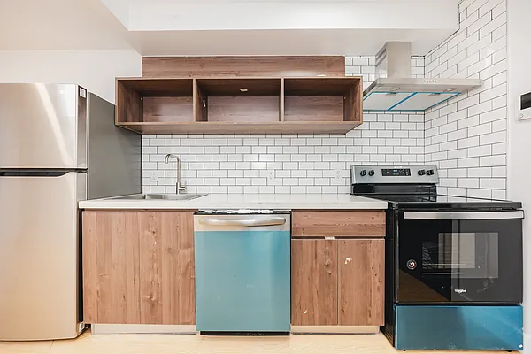 Rented by Oxford Property Group | media 42