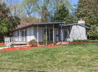 3402 Hemlock Dr, Falls Church, VA 22042