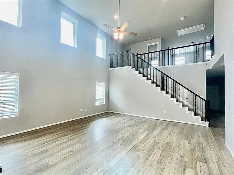 6708 Covina Ln — Photo 5