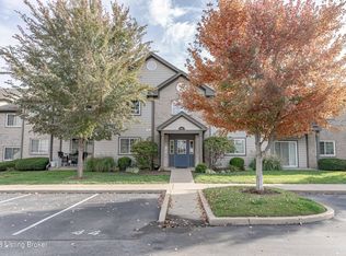 5301 Pacer Ln APT 102, Louisville, KY