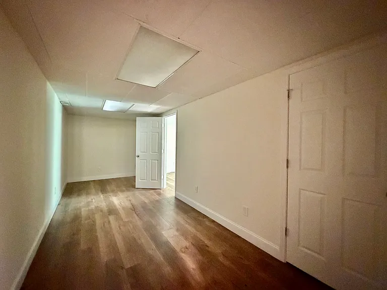 109 James Dr — Photo 27