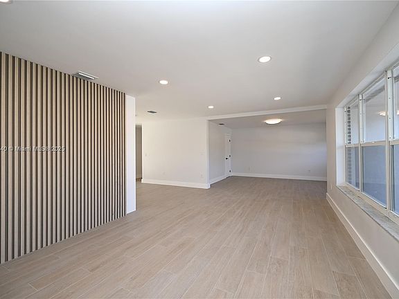 3rd image of 17200 NW Miami Ct