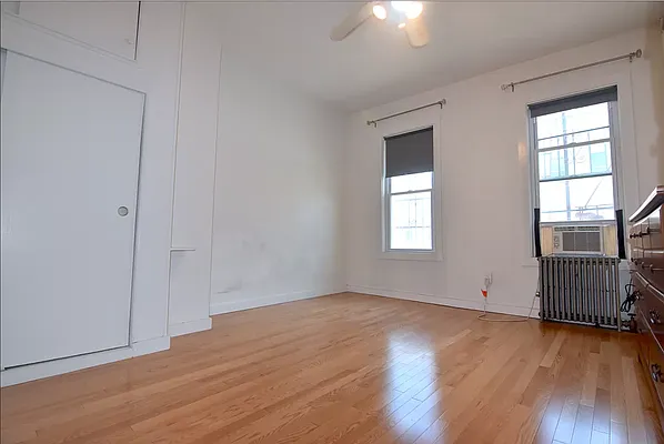 Rented by Triplemint | media 17