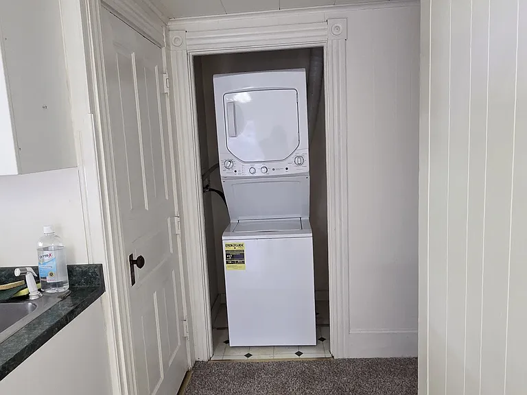 214 E Pine St #214 — Photo 10