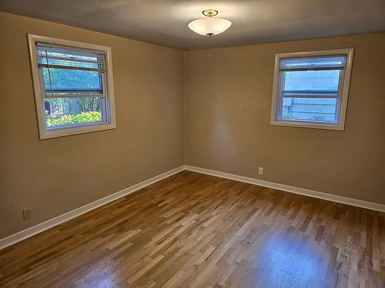 119 Greenleaf Ave — Photo 11
