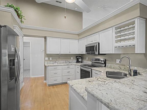 2nd image of 4532 River Ridge Dr