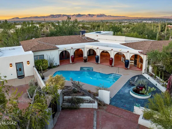 6901 N Wade Rd, Tucson, AZ 85743
