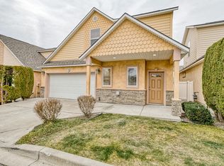 157 Keene Rd, Richland, WA 99352