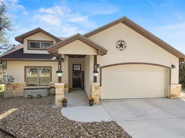 1773 Desiree St, Canyon Lake, TX 78133