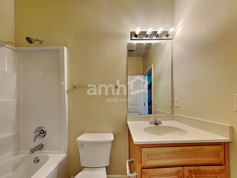 1470 Rose Terrace Cir — Photo 17