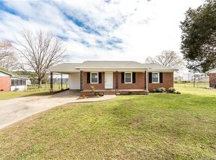 518 McDowell Dr, Chester, SC 29706