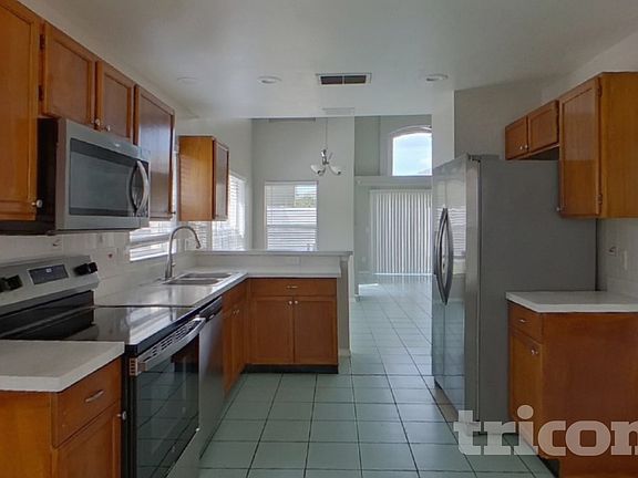 5th image of 3257 Brewster Dr