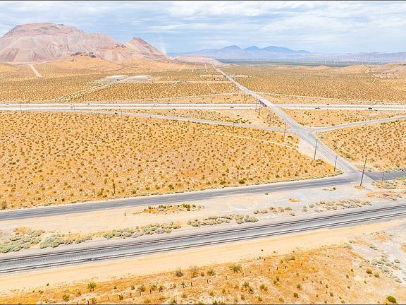 5th image of 0 Sierra Hwy