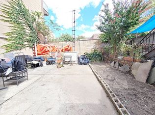 23-37 31st Ave #1R, Astoria, NY 11102