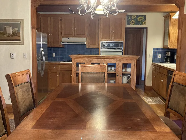36 Martin Ln — Photo 12