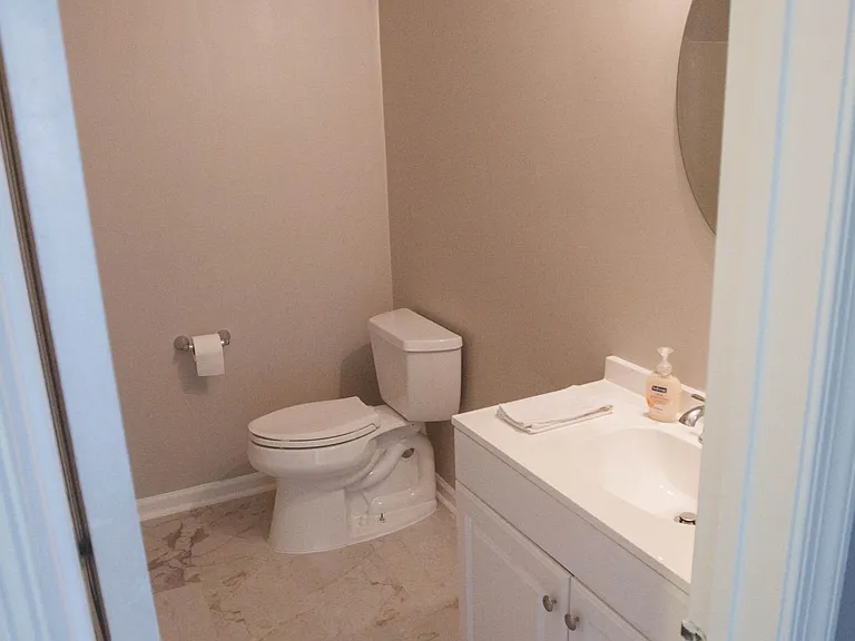 1137 Chatmoss Dr — Photo 7