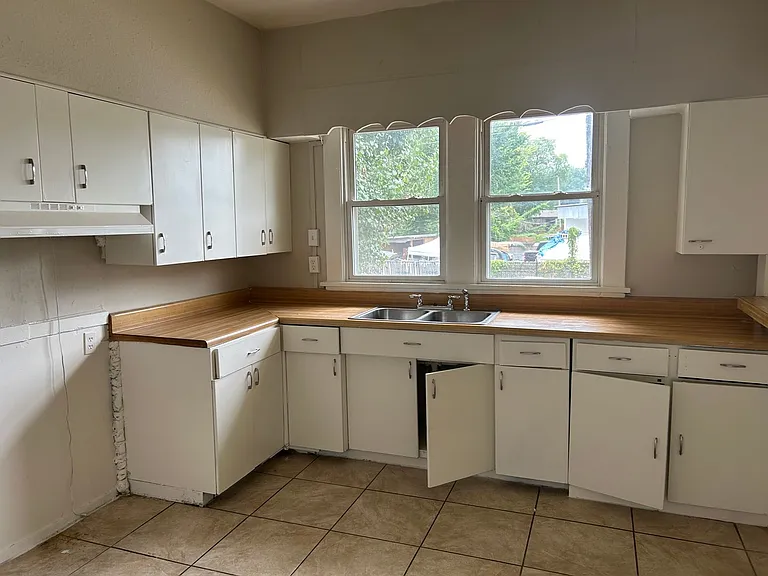 3463 Macon Rd — Photo 7
