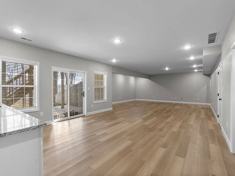 524 Old Poplar Rd — Photo 26