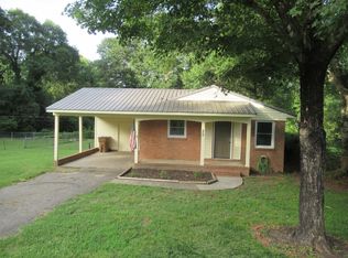 208 Crescent Ct, Lincolnton, NC 28092
