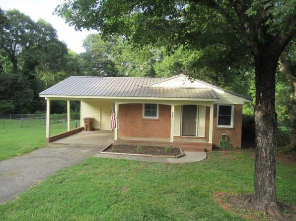208 Crescent Ct