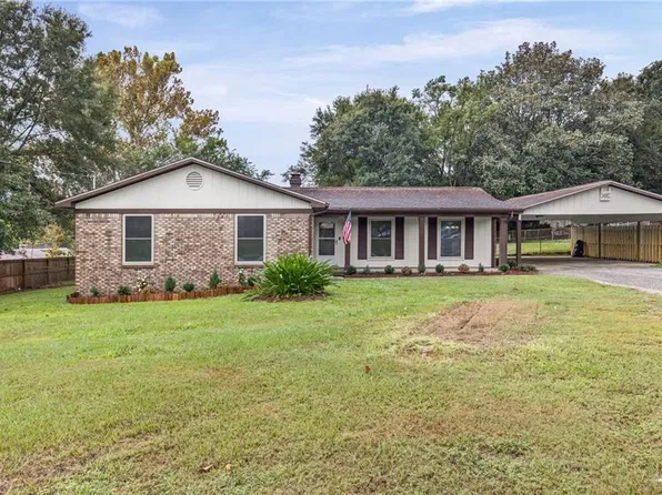 8285 Cottage Hill Rd, Mobile, AL 36695