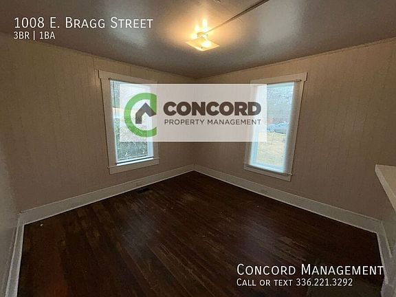 4th image of 1008 E Bragg St