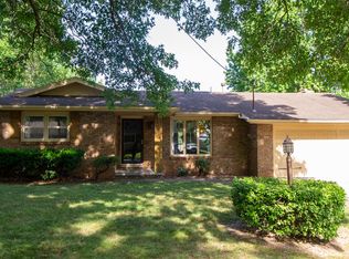 3329 N Weller Ave, Springfield, MO 65803