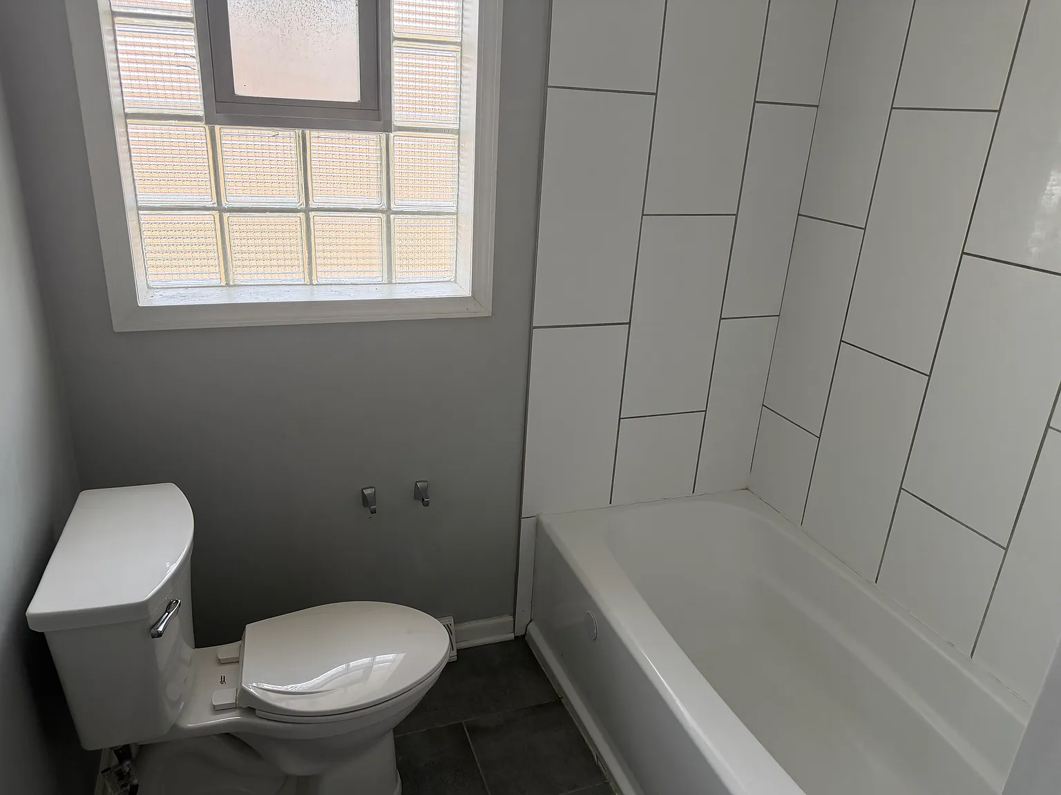 2 bed, 900 sqft, $1,699 — Photo 4