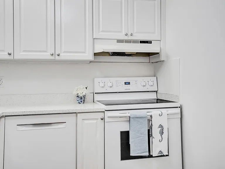 6289 Bay Club Dr #3 — Photo 15
