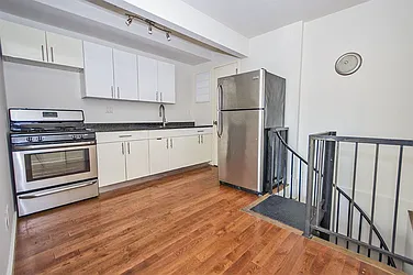 Rented by Level Group