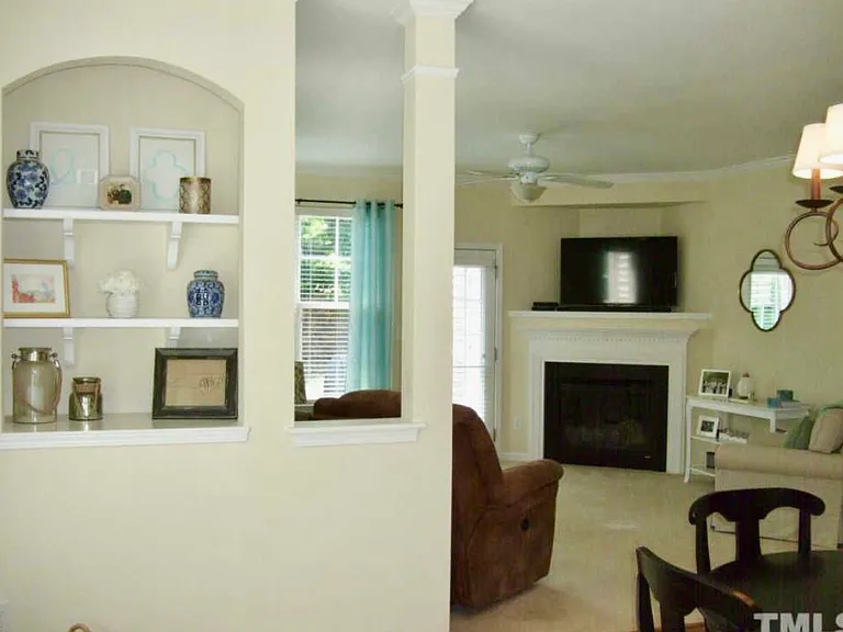 8421 Central Dr — Photo 2