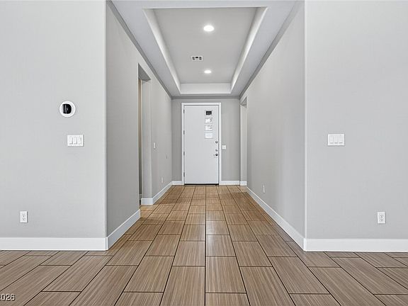 5th image of 8455 Skye Crossing St