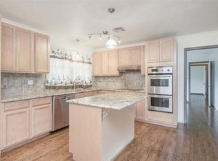 1409 Austin St, La Marque, TX 77568