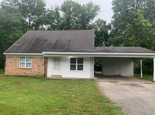 9 McCool Dr, Jackson, TN 38305