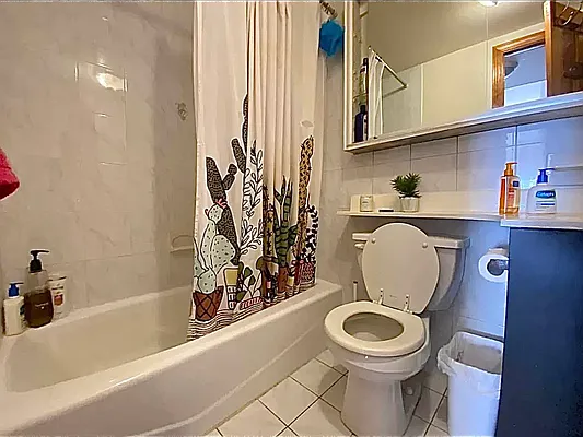 Rented by Oxford Property Group | media 7