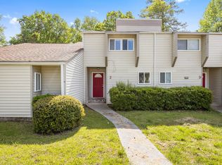 125 Pirates Rd APT 2, New Bern, NC 28562