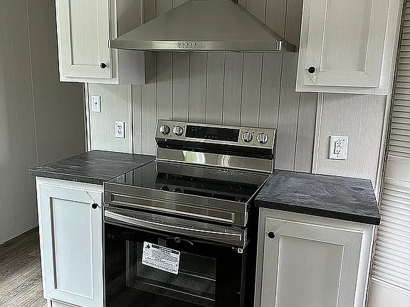 2nd image of 117 Jones Acres Dr