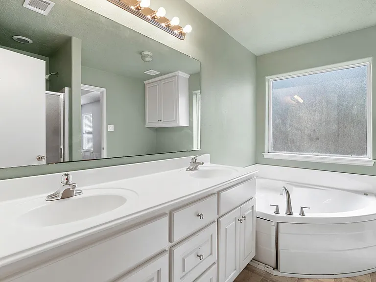 16394 Long Valley Ct — Photo 21