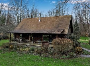 3500 Coomer Rd, Newfane, NY 14108