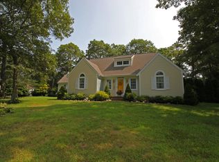 2 Greensward Cir, Sandwich, MA 02563