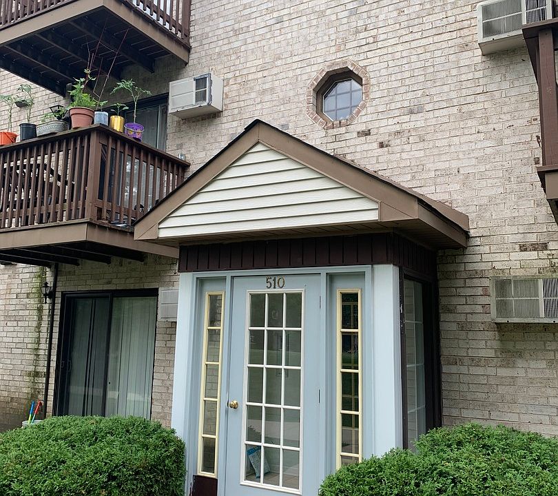 1st image of 510 E Spruce Dr #3-3B