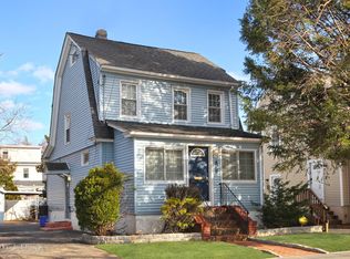 107 Berkley St, Valley Stream, NY 11581