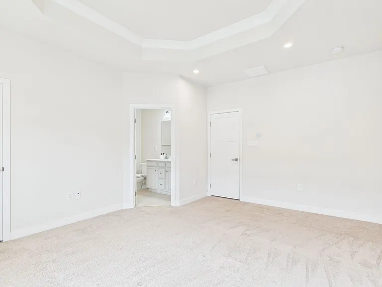 2117 Old Manchester St — Photo 23