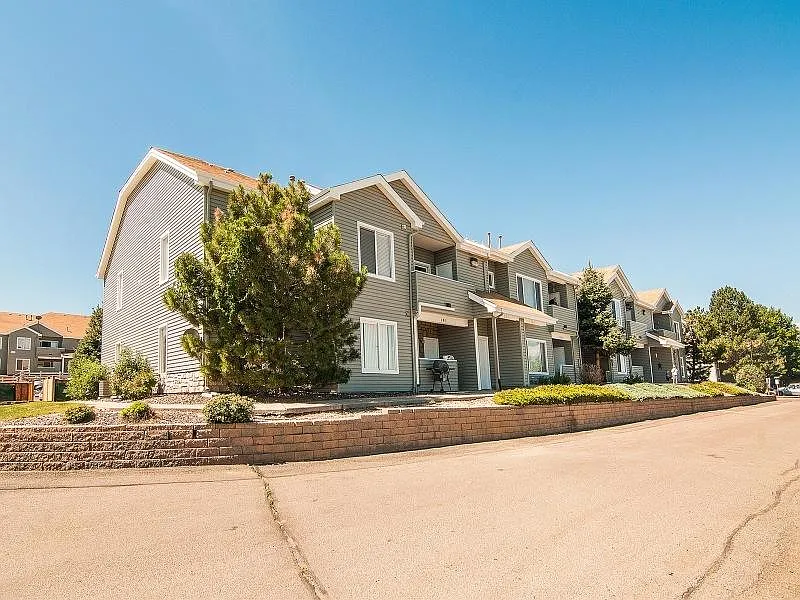 905 S Zeno Way #201