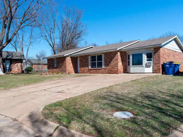 1419 N Arrington Ct, Stillwater, OK 74075