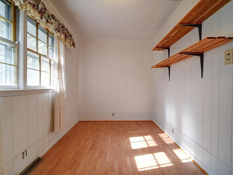 910 Basilwild Dr — Photo 19