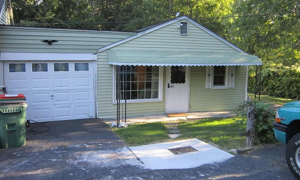 Separate entrance to your apartment. Quiet and cozy!