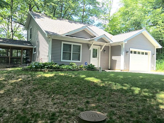 2nd image of 968 E Gatesworth Dr