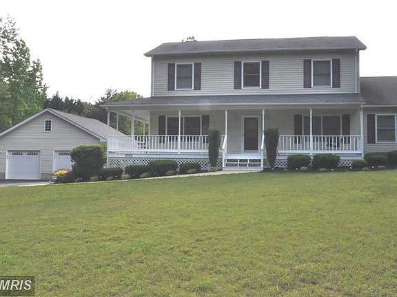 3rd image of 3975 Whispering Pines Pl